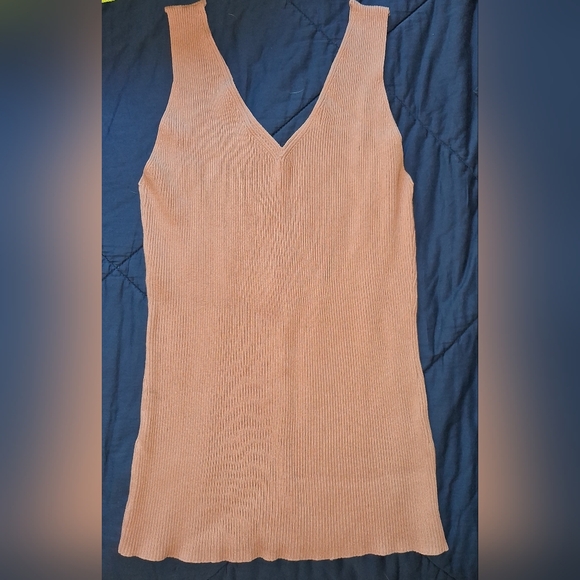 Brown Ribbed Knit Top - Picture 2 of 3
